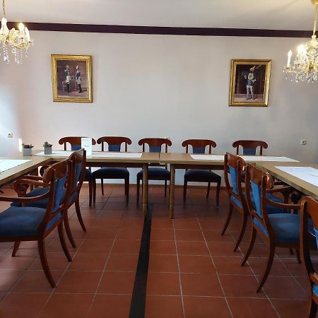 Der Heurige Im Gasthaus Zum Loewen Freising Extérieur photo