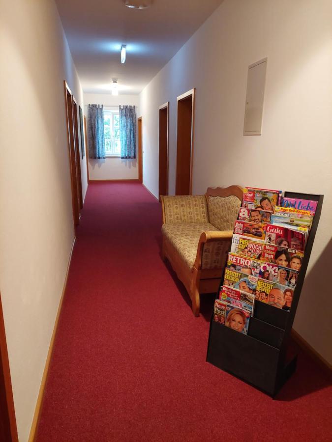 Der Heurige Im Gasthaus Zum Loewen Freising Extérieur photo